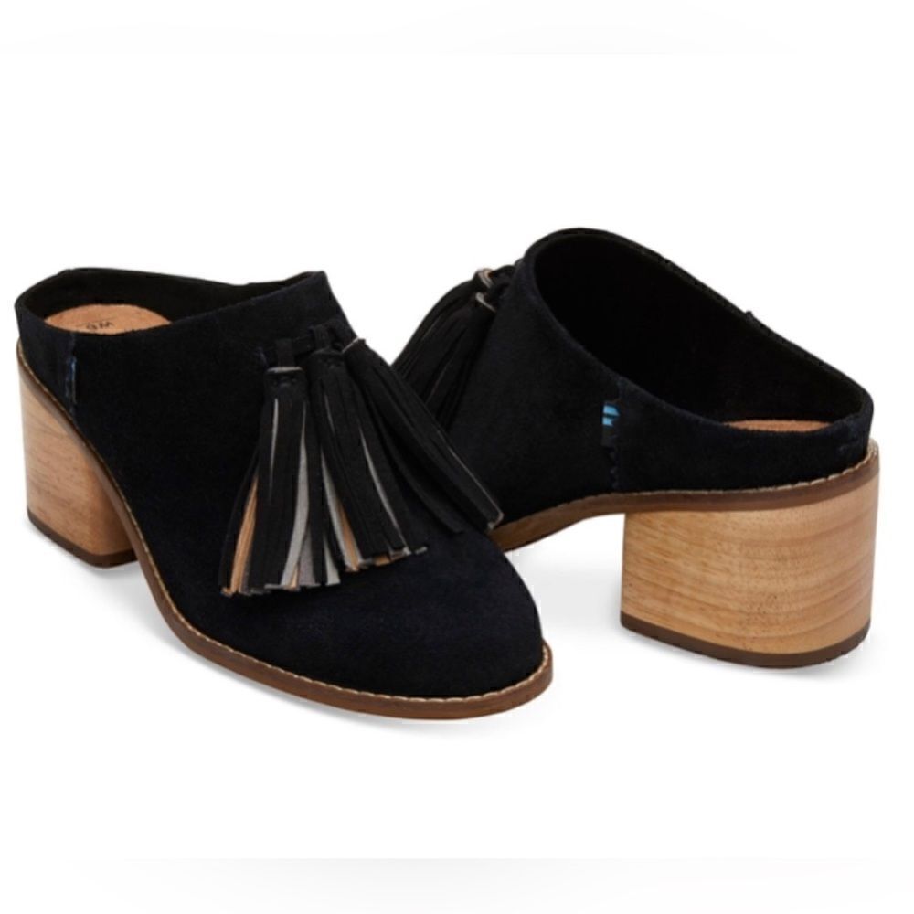 TOMS womens Leila Tassel Mules‎
